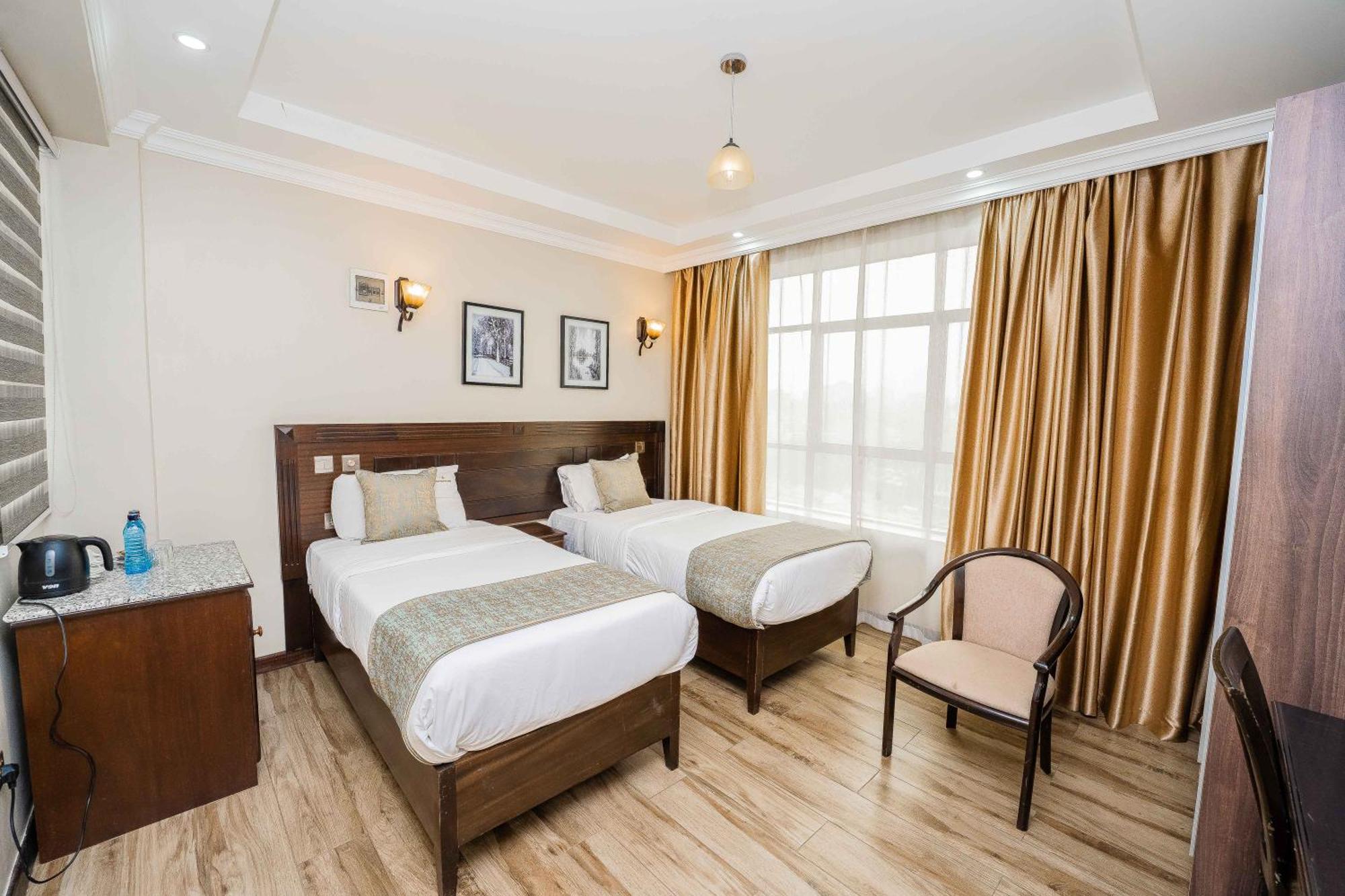 Hemak Suites Hotel ไนโรบี ภายนอก รูปภาพ