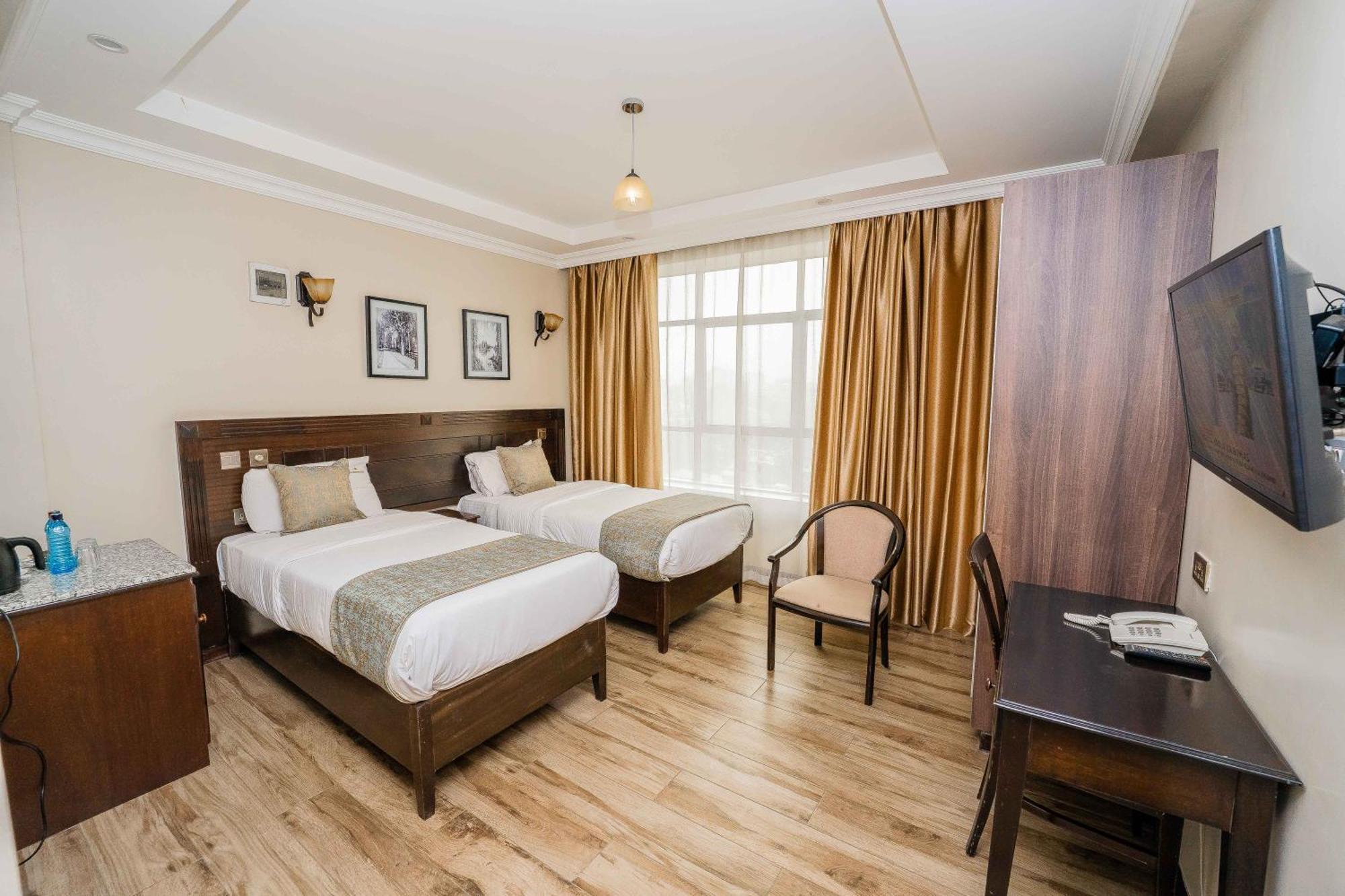 Hemak Suites Hotel ไนโรบี ภายนอก รูปภาพ