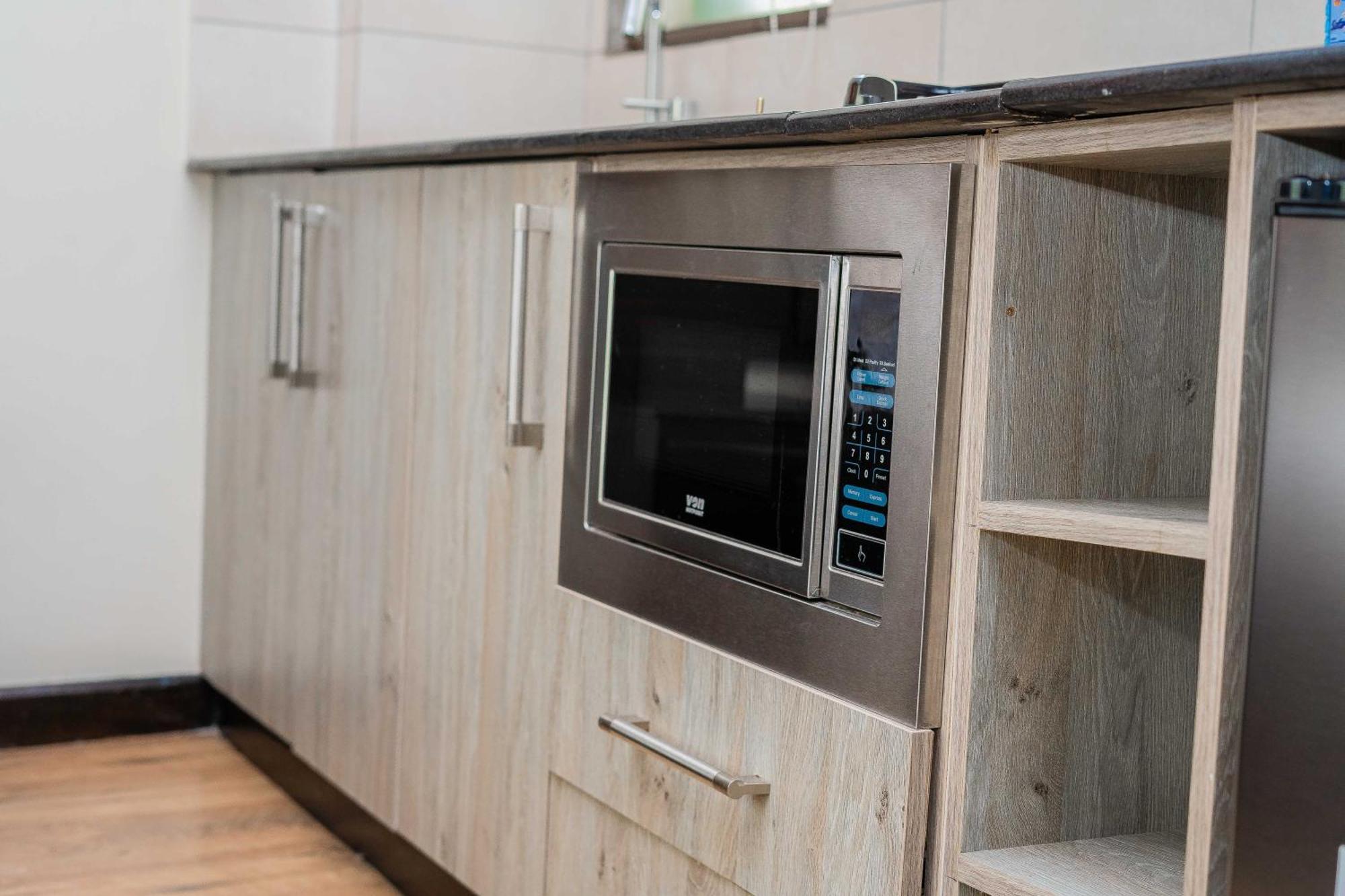 Hemak Suites Hotel ไนโรบี ภายนอก รูปภาพ