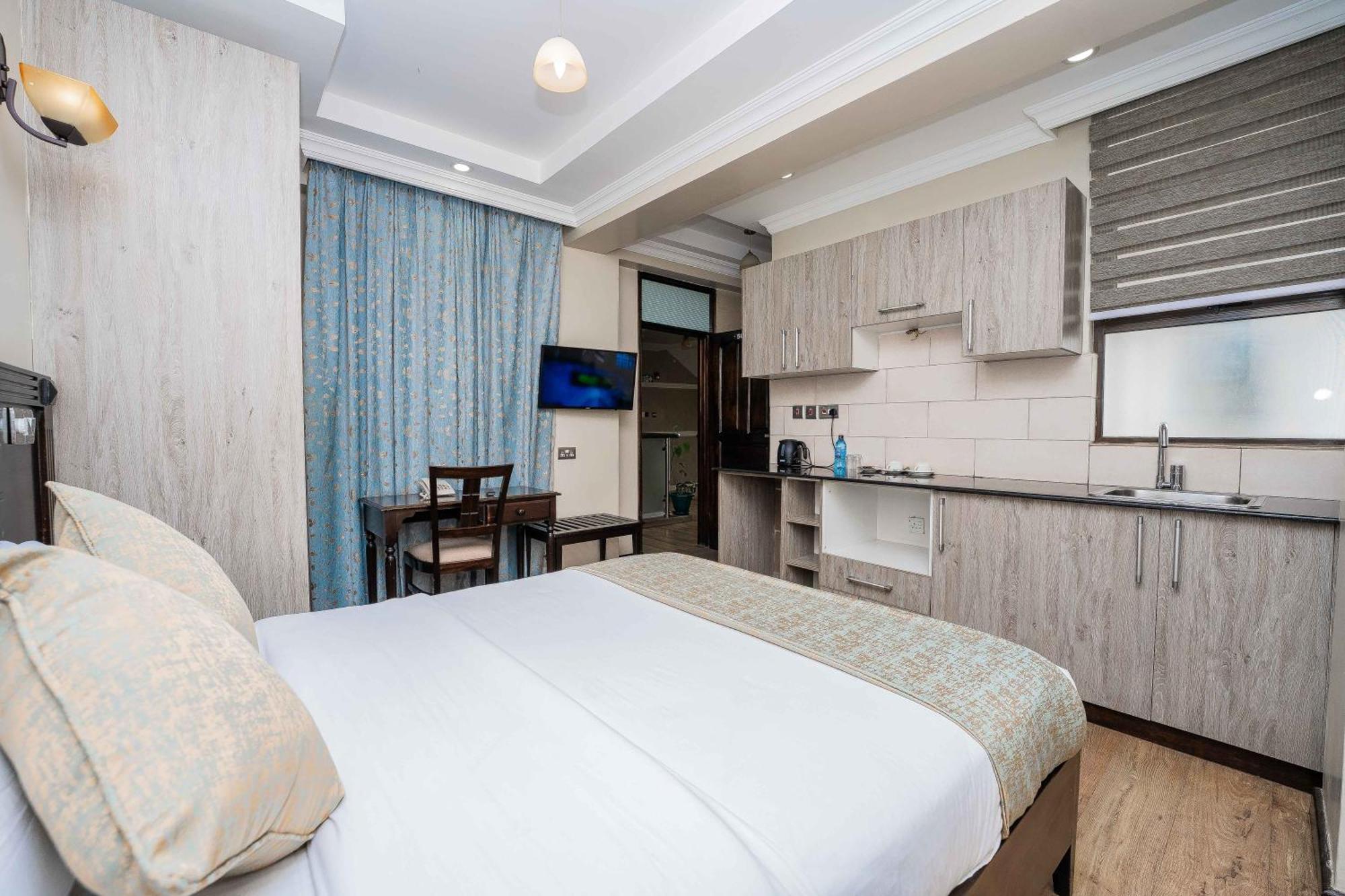 Hemak Suites Hotel ไนโรบี ภายนอก รูปภาพ